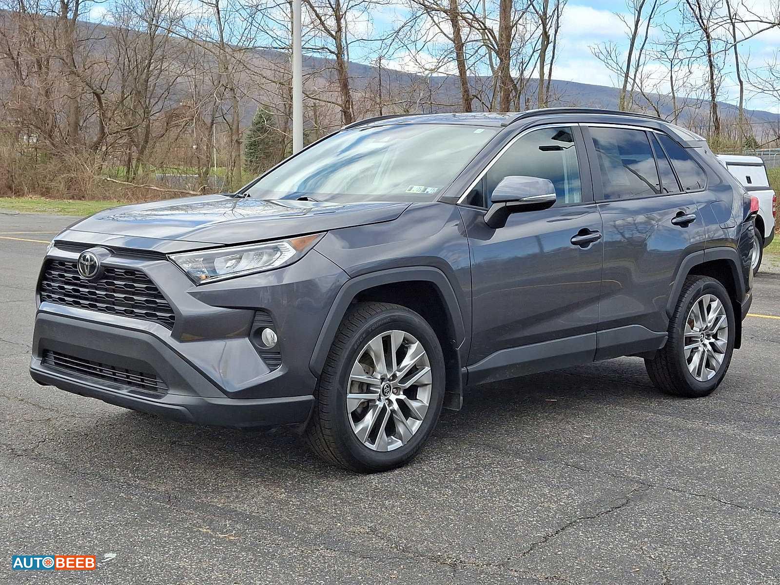 Toyota RAV4 2021